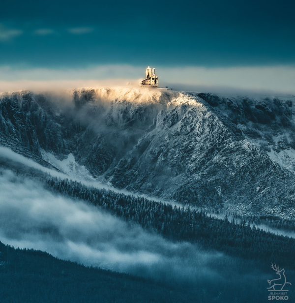 Świtanie na Śnieżnych Kotłach zimą by Jelenia Jest SPOKO