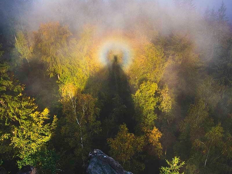 Widmo Brockenu Sokoli by Jelenia jest SPOKO