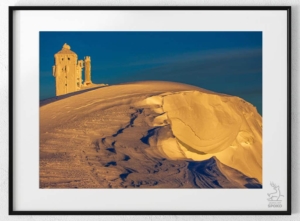 Plakat Śnieżne Kotły Pustynne w Karkonoszach zimą od Jelenia Jest SPOKO