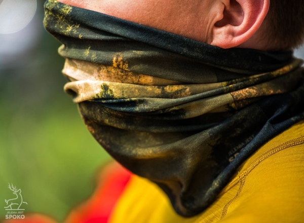 Komin wielofunkcyjny Leśna Piramida od Jelenia jest SPOKO Komin wielofunkcyjny Leśna Piramida od Jelenia jest SPOKO