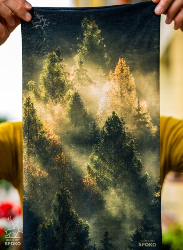 Komin wielofunkcyjny Leśna Piramida od Jelenia jest SPOKO Komin wielofunkcyjny Leśna Piramida od Jelenia jest SPOKO