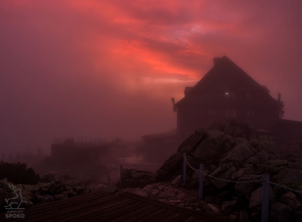 SCHRONISKO Szrenica mistyczna plakat od Jelenia jest SPOKO_full