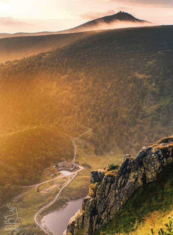 ŚNIEŻKA W cieniu Królowej od Jelenia jest SPOKO_full
