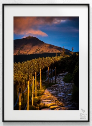 ŚNIEŻKA Złoty naszyjnik plakat od Jelenia jest SPOKO_wiz