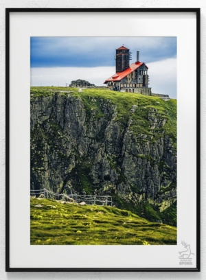 ŚNIEŻNE KOTŁY Zielone wzgórze plakat od Jelenia jest SPOKO_wiz