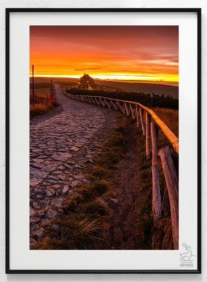 SCHRONISKA Dom Śląski zachodowy plakat od Jelenia jest SPOKO_wiz